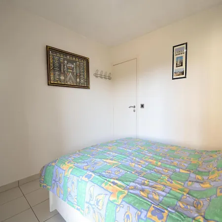 Plaza G 1601 With An Attached Garden Daire *
